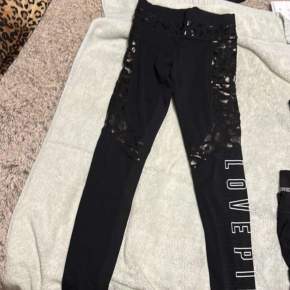 NWOT Victoria’s Secret PINK Yoga Leggings XS